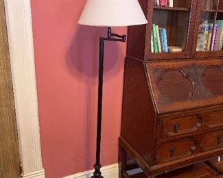 Floor lamp