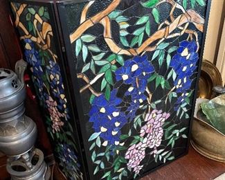 Stained glass fireplace screen