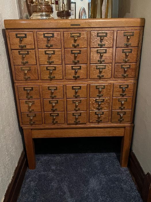 Card catalog cabinet