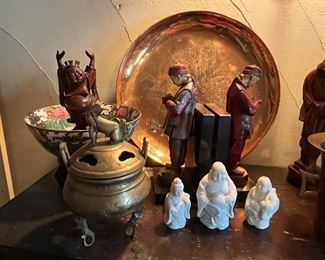 More Asian decor.....