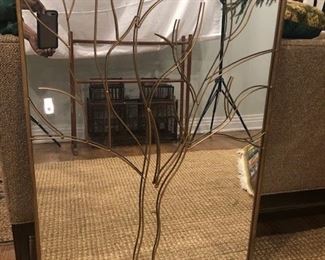 Unique Tree Mirror