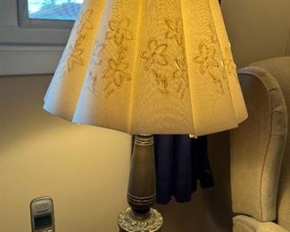 Table lamp