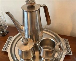 International Decorator MCM coffee set