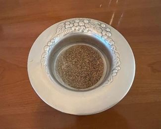 Wilton Armetale wine bottle coaster