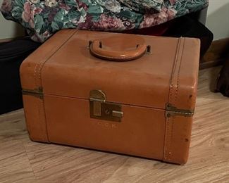 Vintage train case