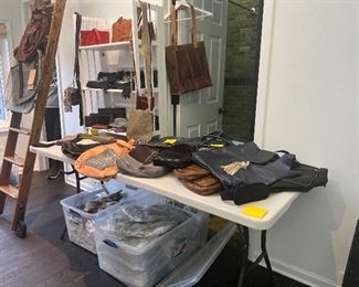  Sacs of Life purses and bags