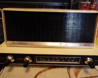 Vintage Sears Radio (Works)