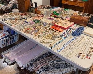 Costume jewelry pins necklaces bracelets earrings jewelry boxes, rugs