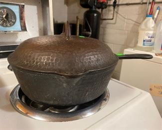 Chicken fryer with lid Cast iron
