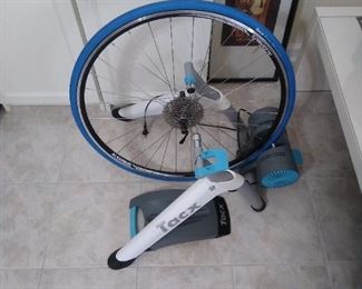 Farming Indoor Tacx Boost Bike Trainer