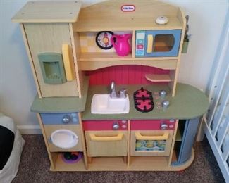 Just not your Regular ‘ol Children’s Kitchen - this is an Exclusive Children’s Kitchen!!! 