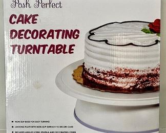 Cake Decorating Turntable