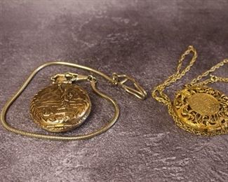 Statue of Liberty Pocket Watch and Scent Pendant Necklace