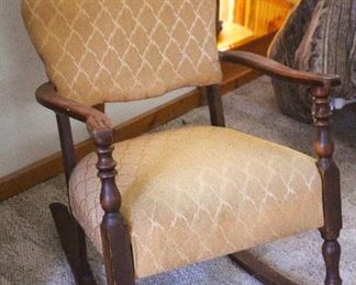 Awesome Vintage Rocking Chair