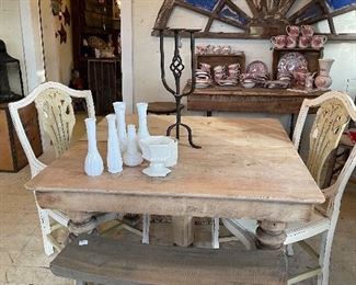 Antique stained glass arch window
5 leg gate leg table
Johnson Brothers British Castle dishes