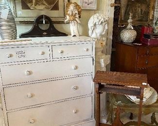 Prayer alter
Chest of drawers 
Mary & Jesus