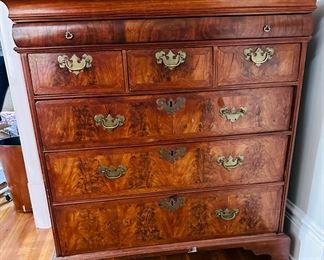 Early 18th Century Walnut Chest with feather banded drawers