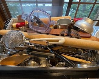 Cooking tools and accessories.