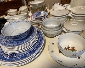 Spode, Royal Copenhagen, Pillivuyt (France), and others.