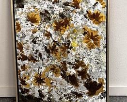 $170 USD      Uttermost Flying Bye Hand Painted on Canvas Wall Art CH165-19      Description:  Hand Painted Artwork On Canvas Accented By A Silver Frame.  Uttermost's Art Combines Premium Quality Materials With Unique High-style Design.
Dimensions: 42 x 32 x 1.5  in
Condition: Pre owned in like new condition.
Location: Local pick up Lake Oswego, OR. Shipper suggestions available upon request.       https://goodbyhello.com/products/copy-of-clement-metal-wall-sculpture-by-madison-park-ch165-3?_pos=8&_sid=5bbb39c90&_ss=r