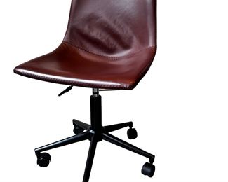 $45 USD     Faux Leather Telescoping Saddle Brown Home Office Chair MM179-10    Description: Signature Design by Ashley Faux Leather Adjustable Swivel Bucket Seat Home Office Desk Chair, Brown
Dimensions: 18 x 17 x 30-35H in  |  Seat: 17-22H in
Condition: Used in very good condition.
Location: Local pick up Lake Oswego, OR. Shipper suggestions available upon request. This piece is located on the first floor.     https://goodbyhello.com/products/copy-of-pebble-grained-leather-arm-chair-mm179-09?_pos=16&_sid=410c006b7&_ss=r