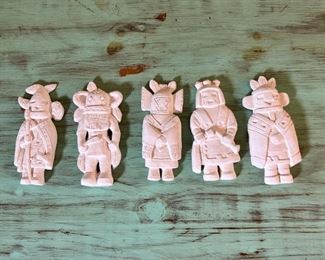 5pc Ceramic Kachina Figures	05.5 x 2.5in	
