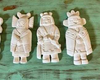 5pc Ceramic Kachina Figures	05.5 x 2.5in	
