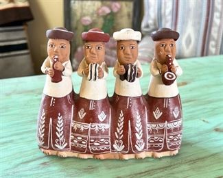 4 Peruvian Musicians figurine folk art	6 x 5.5 x 2.5in	HxWxD
