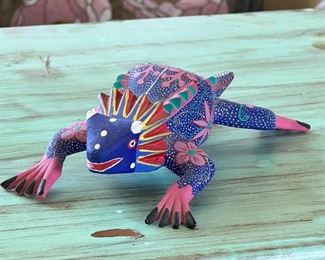 Ignacio Ojeda Oaxacan Horned Toad Wood Carving Mexican Folk Art	2 x 4 x 7in	HxWxD
