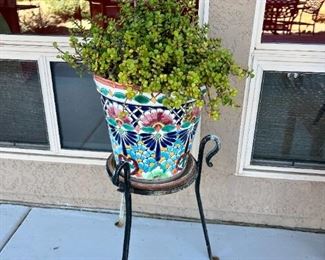Plant Planter on Stand	31 x 14 x 14in	HxWxD
