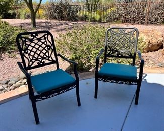2pc Metal Patio Chairs	38 x 24 x 22in	HxWxD

