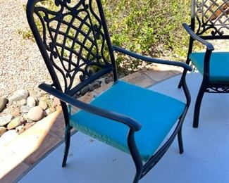 2pc Metal Patio Chairs	38 x 24 x 22in	HxWxD
