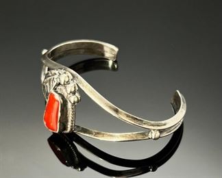 Navajo Silver & Coral Leaf Design Cuff Bracelet 	Size 5.5 23.5mm wide 
