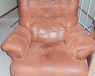 LEATHER CHAIR RECLINER