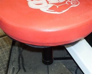 BIG WHEEL ROLLING STOOL