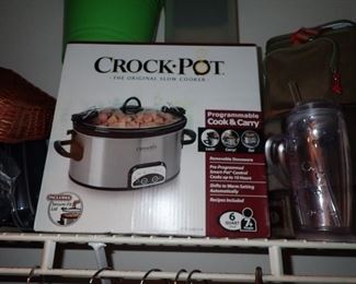 CROCK POT