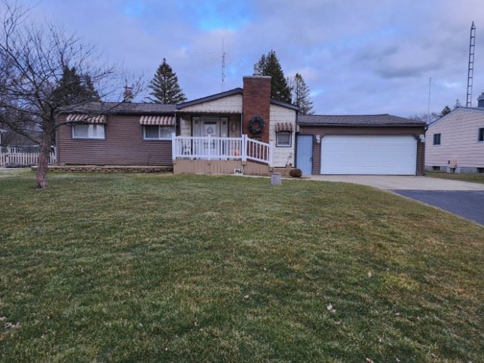 40 OFF Burton Estate Sale starts on 3/16/2023