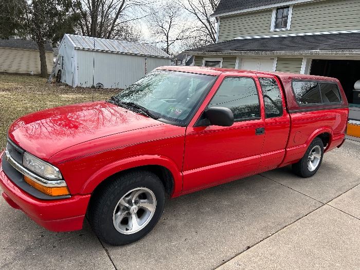 1999 Chevy S-10 LS, just over 32,000 miles, tires have less than 1,000 miles,