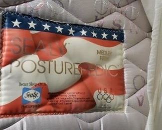 Sealy Posturepedic USA Olympics twin mattress and box spring Clean 