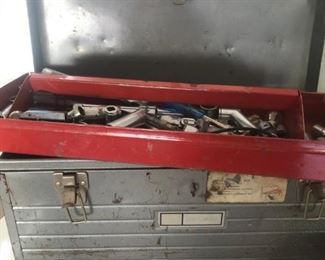 are you gonna sit there and do nothing while this tool box sticks it's tongue out at you?