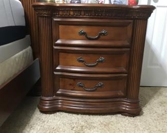 One of two nightstands Wynwood Cordoba 