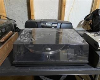 Amazing Large Collection of Vintage Electronics