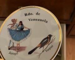 Rdo. de Venezuela Porcelanas Gold Rimmed Plate  