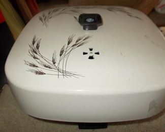Vintage electric frying pan