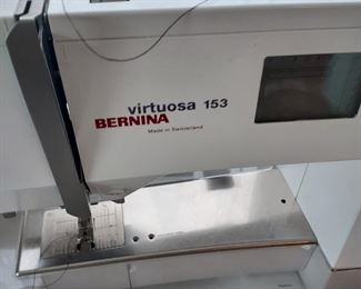 Bernina sewing machine 