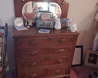 Vintage pharmacy items 