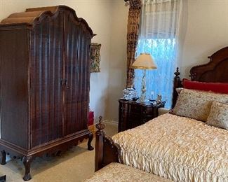 King size bed set dark wood Spanish Colonial bed and two exquisite night stands with drawers for sweaters and books