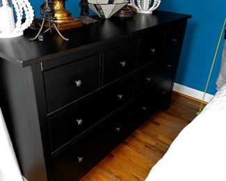 Ikea Hemness 8 Drawer Dresser In Excellent Condition $200 64x33x20