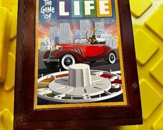 Vintage LIFE game in wood box complete and like new BIN $40