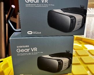 Samsung Oculus Gear VR one opened one sealed BIN $20 for both